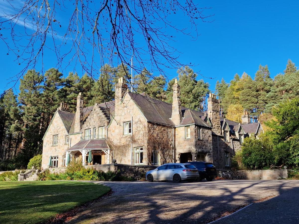 Cambus O' May Traditional Highland Hotel Ballater Exterior photo