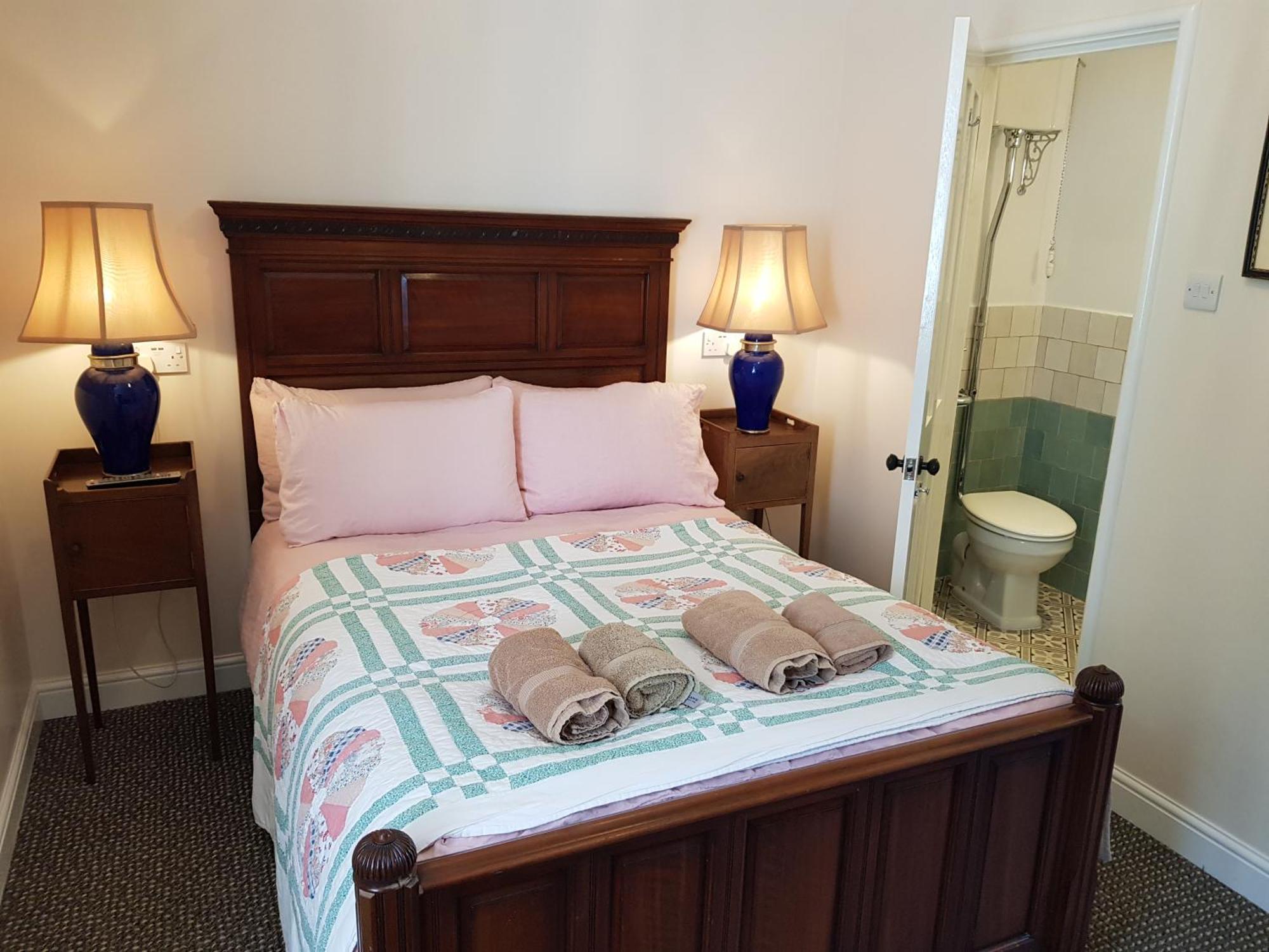 Cambus O' May Traditional Highland Hotel Ballater Room photo