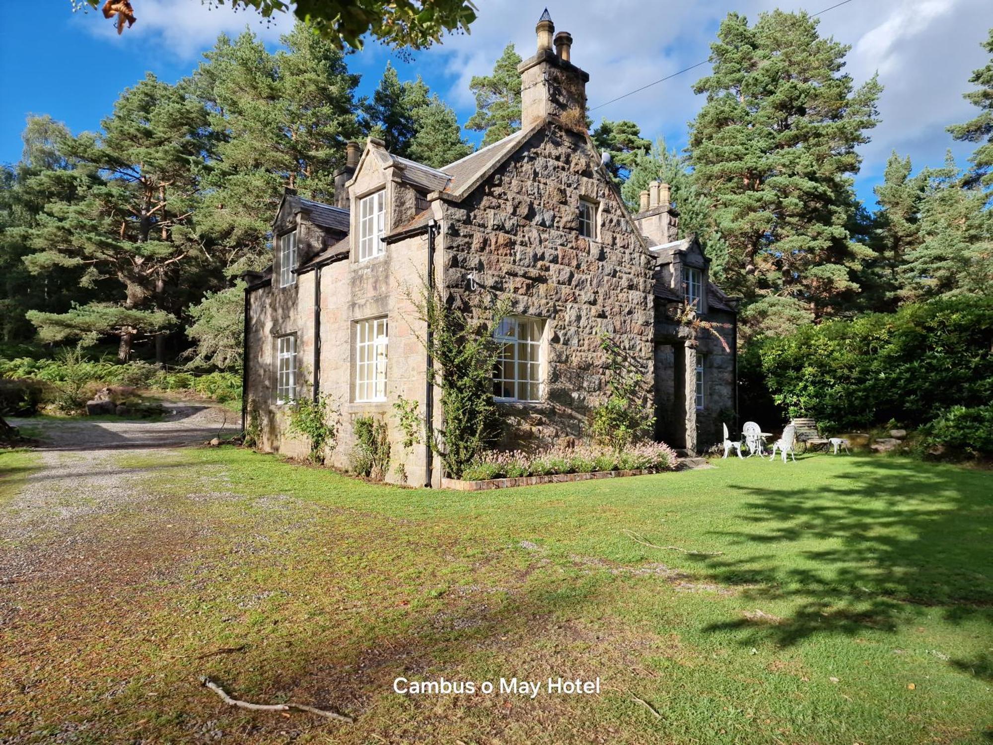 Cambus O' May Traditional Highland Hotel Ballater Exterior photo