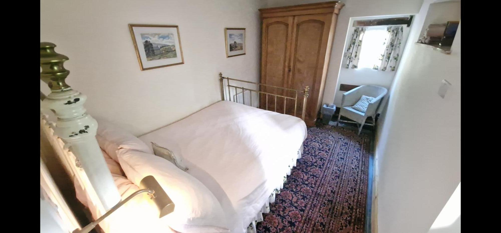 Cambus O' May Traditional Highland Hotel Ballater Room photo